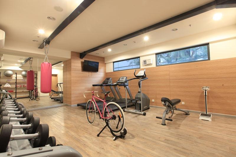Moxy Bandung Hotell Exteriör bild