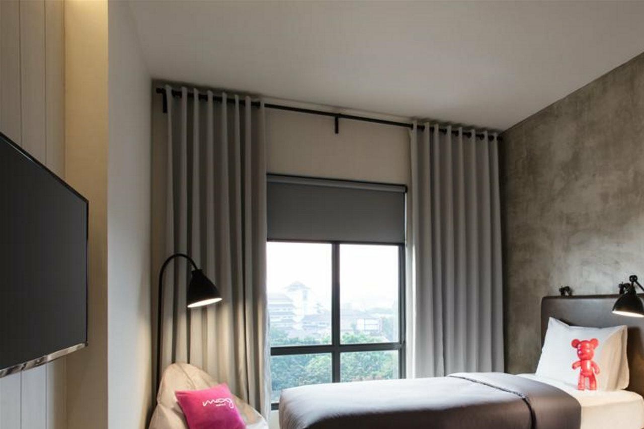 Moxy Bandung Hotell Exteriör bild